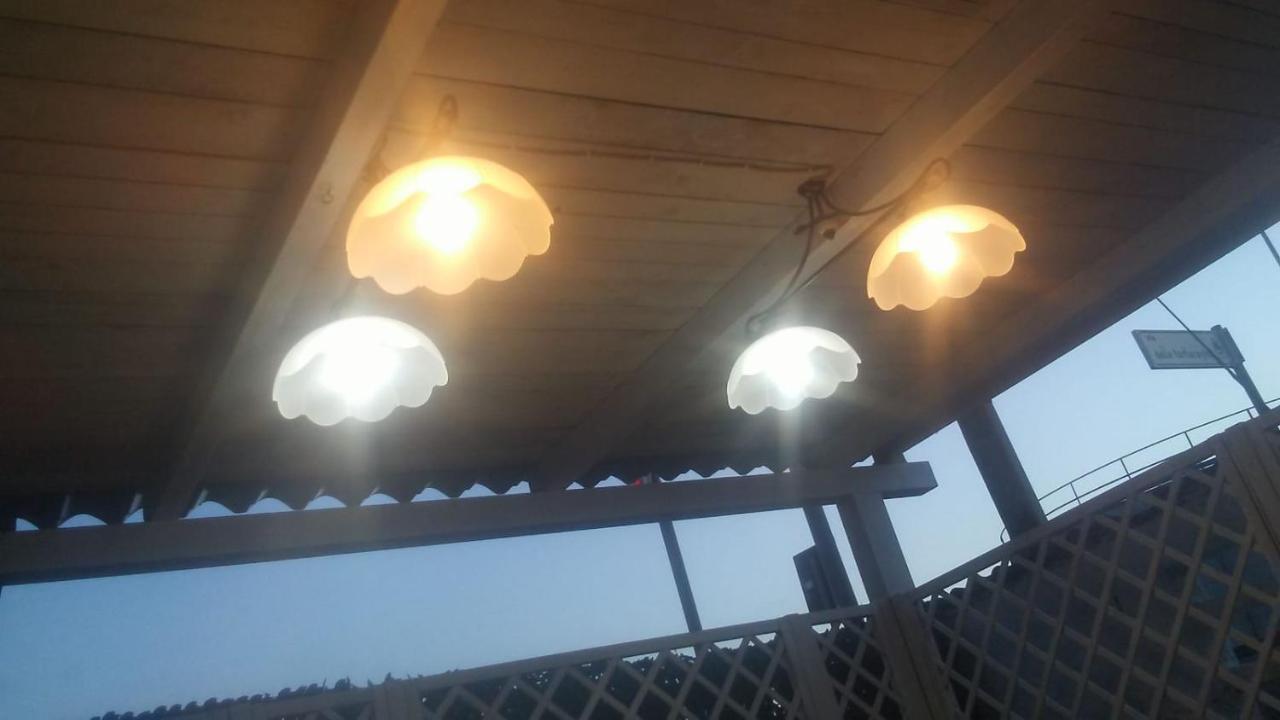לינה וארוחת בוקר Fiumicinoa57 מראה חיצוני תמונה